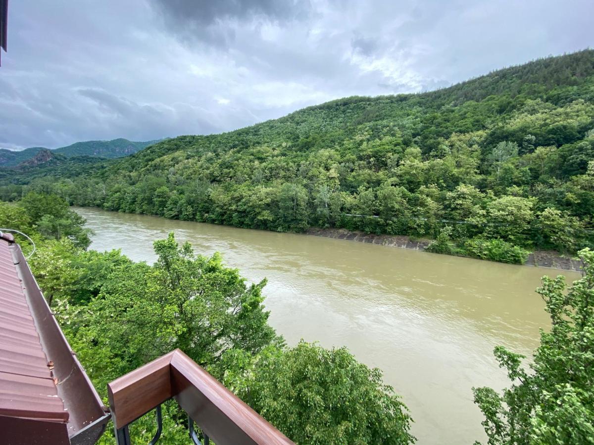 River Hotel & Spa Călimăneşti 외부 사진