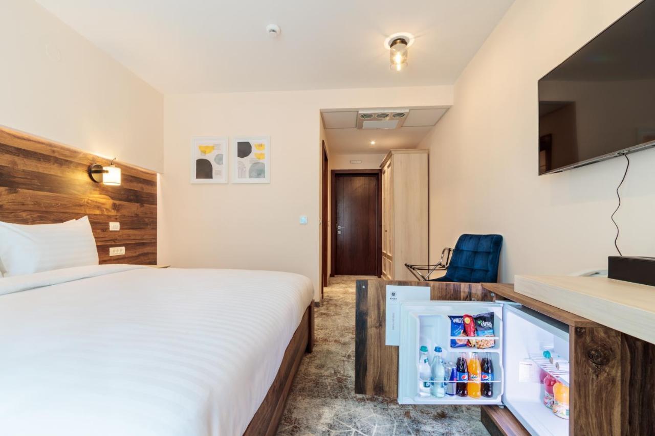 River Hotel & Spa Călimăneşti 외부 사진